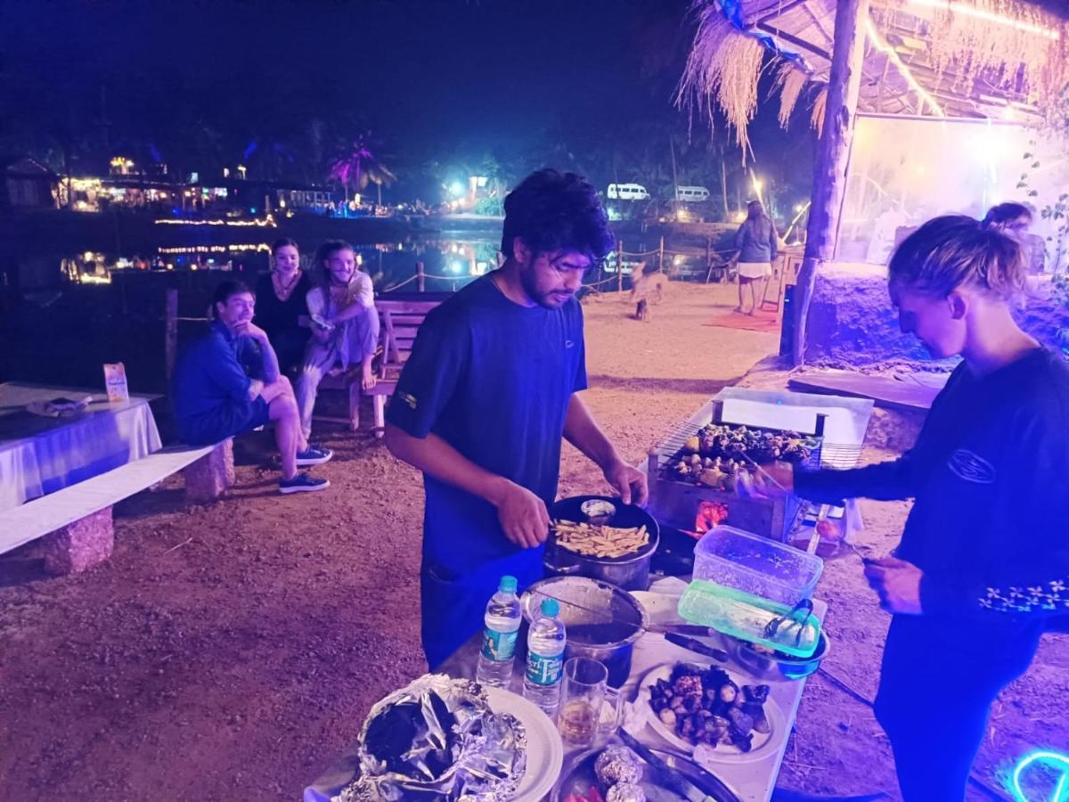 מלון ארמבול Wake Park Goa מראה חיצוני תמונה
